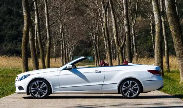 Mercedes E 220 for rent in Lustica Bay