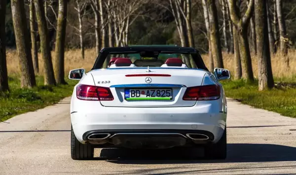 Mercedes E 220 for rent in Lustica Bay