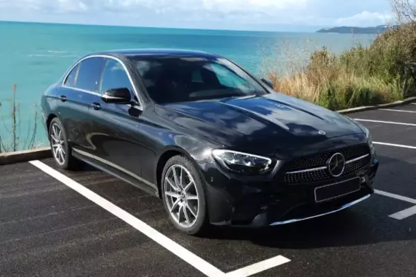 Mercedes E 220 for rent in Bečići