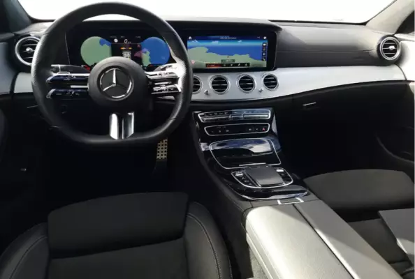Mercedes E 220 for rent in Bijela