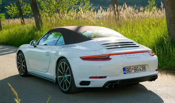 Porsche 911 / Carrera for rent in Montenegro