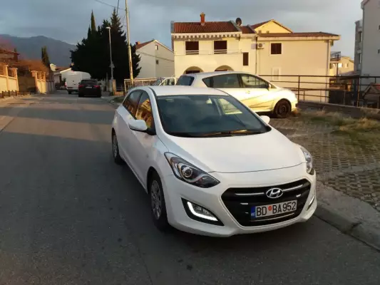 Hyundai i30 for rent in Buljarica