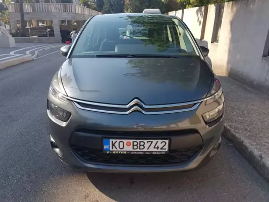 Citroen C4 Picasso for rent in Kolasin