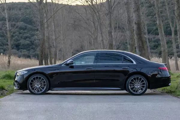 Mercedes S500 Maybach for rent in Rezevici