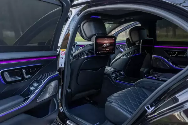 Mercedes S500 Maybach for rent in Rezevici