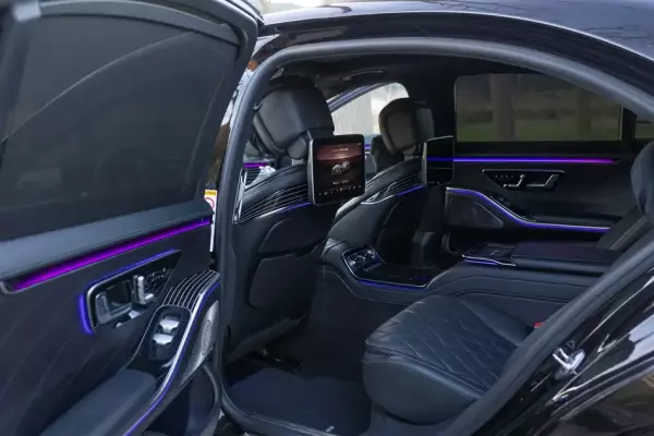 Mercedes S500 Maybach for rent in Rezevici