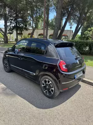 Renault Twingo for rent in Petrovac