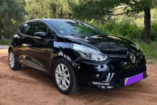 Renault Clio for rent in Montenegro