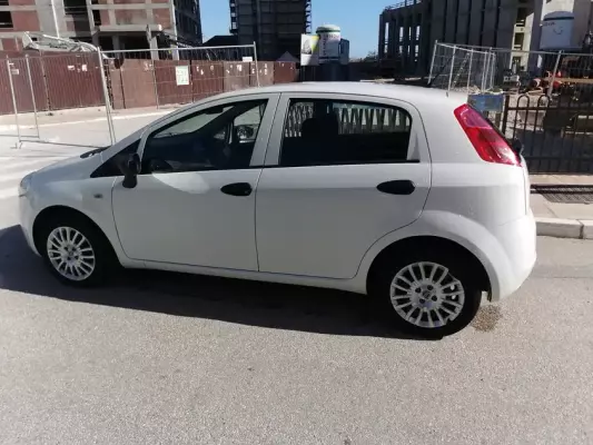 Fiat Punto for rent in Budva