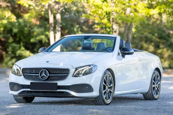 Mercedes E 220 for rent in Bečići