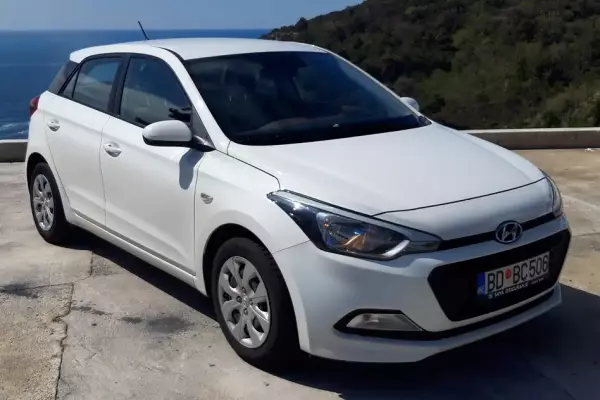 Hyundai i20 for rent in Podgorica