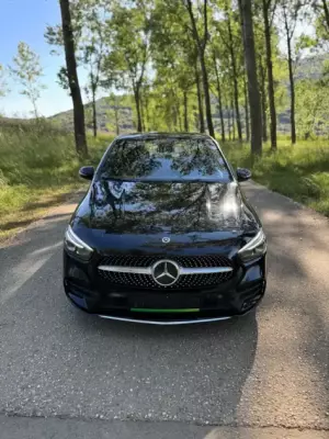 Mercedes B200 for rent in Niksic