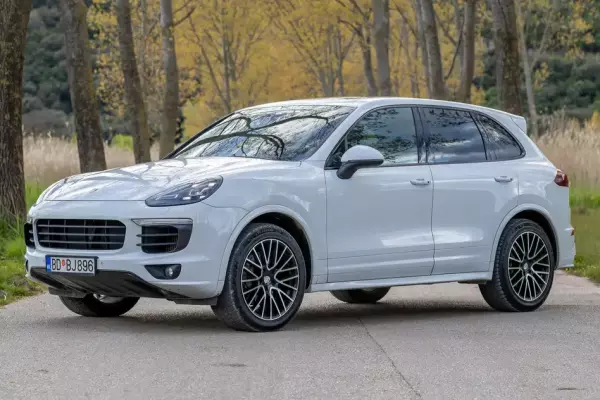 Porsche Cayenne for rent in Montenegro