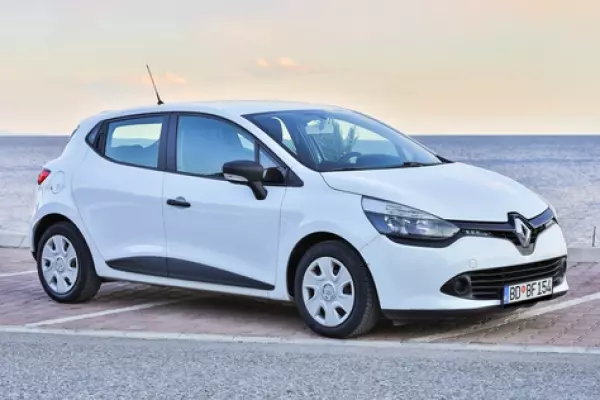 Renault Clio for rent in Montenegro