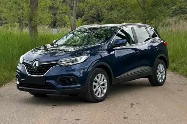 Renault Kadjar for rent in Rose