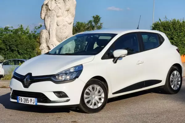 Renault Clio for rent in Bar
