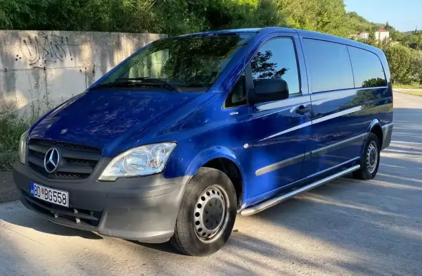 Mercedes Vito for rent in Rose