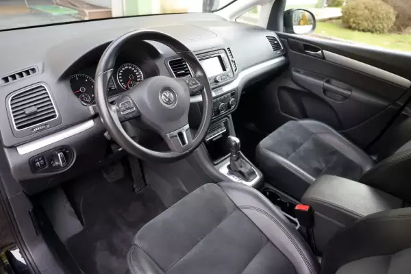 Volkswagen Sharan for rent in Bijela