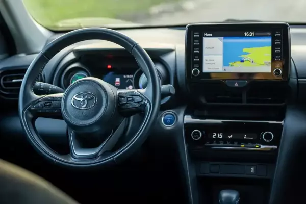 Toyota Yaris Cross for rent in Ulcinj