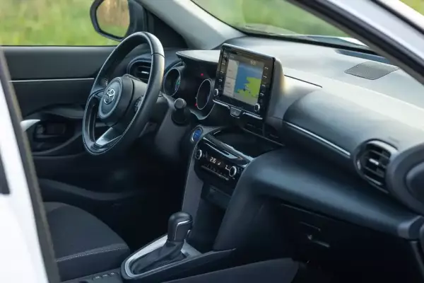 Toyota Yaris Cross for rent in Ulcinj
