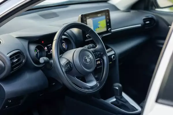 Toyota Yaris Cross for rent in Ulcinj