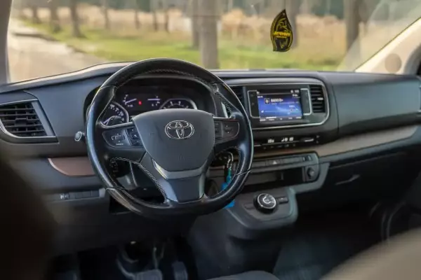 Toyota Proace Verso for rent in Montenegro