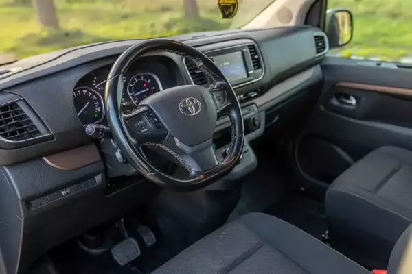 Toyota Proace Verso for rent in Montenegro