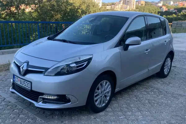 Renault Scenic for rent in Prcanj