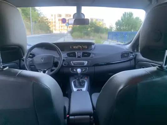 Renault Scenic for rent in Prcanj