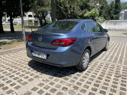 Opel Astra for rent in Bečići