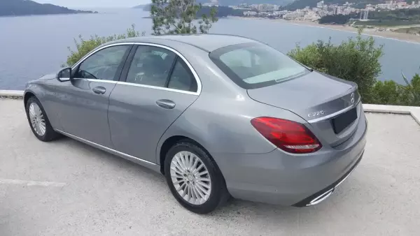 Mercedes C 220 for rent in Montenegro