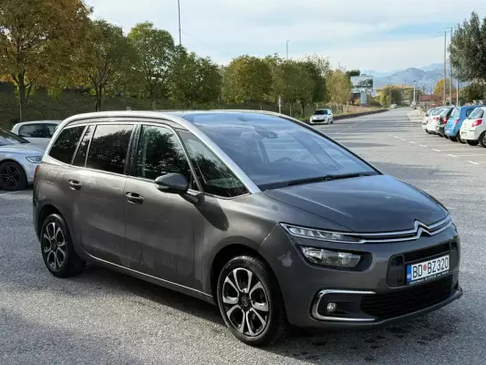 Citroen C4 SpaceTourer for rent in Montenegro