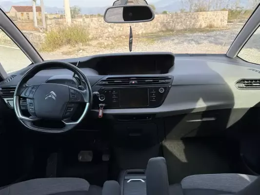 Citroen C4 SpaceTourer for rent in Montenegro