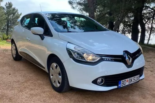 Renault Clio for rent in Montenegro