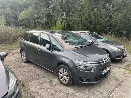 Citroen C4 Grand Picasso for rent in Budva