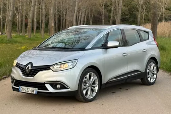 Renault Grand Scenic for rent in Bečići