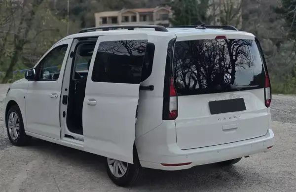 Volkswagen Caddy for rent in Tivat