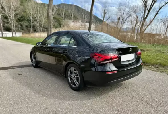 Mercedes A180 for rent in Niksic