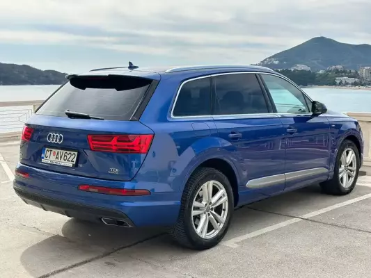 Audi Q7 for rent in Montenegro