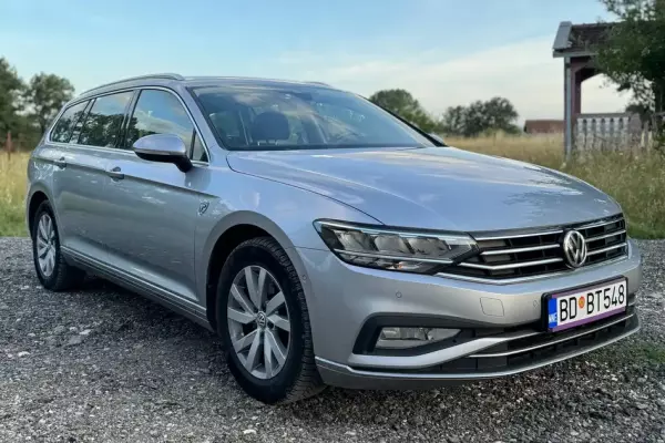 Volkswagen Passat for rent in Rose