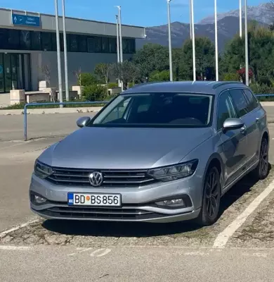 Volkswagen Passat for rent in Prcanj
