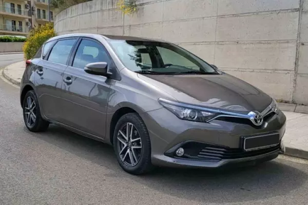 Toyota Auris for rent in Bečići