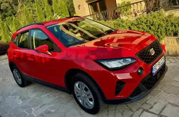 Seat Arona for rent in Montenegro