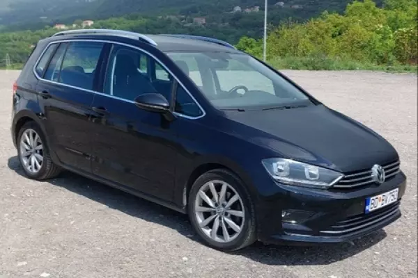 Volkswagen Golf Sportsvan for rent in Montenegro