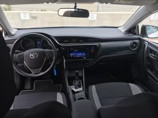 Toyota Auris for rent in Prcanj