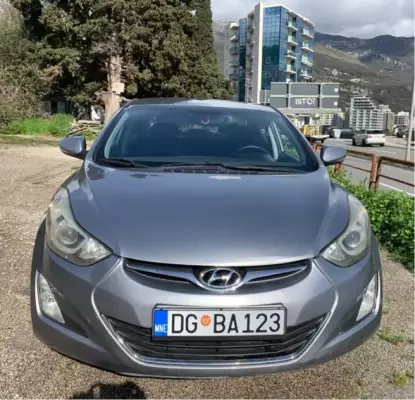 Hyundai Elantra for rent in Rose