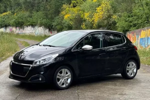 Peugeot 208 for rent in Tivat