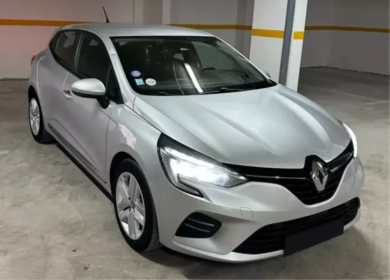 Renault Clio for rent in Montenegro