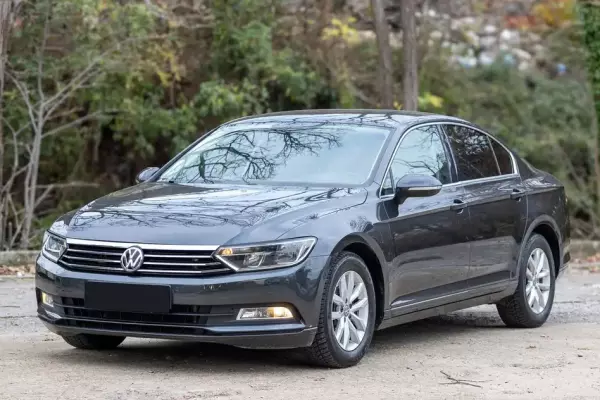 Volkswagen Passat for rent in Rose