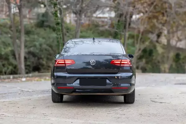 Volkswagen Passat for rent in Bijela